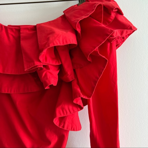 Get Dramatic Red Top - Picture 3 of 6